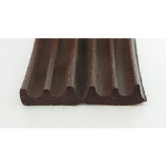 Samolepiace tesnenie E 4×9 mm hnedé